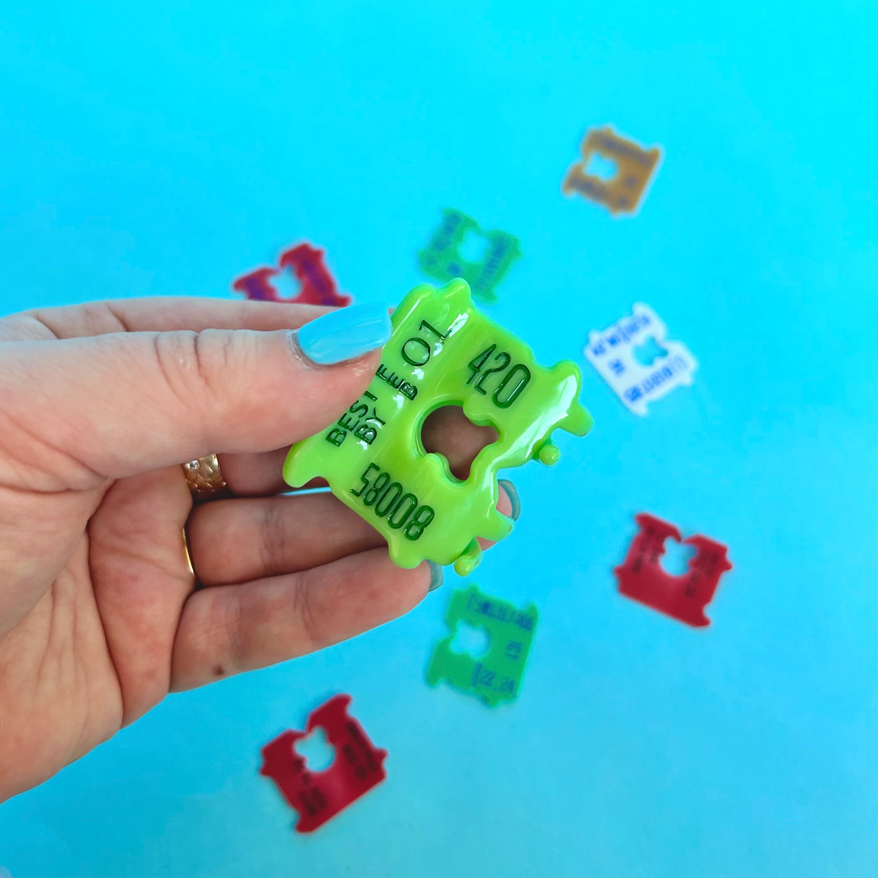 Bread Clip Mini Hair Claw - Image 13