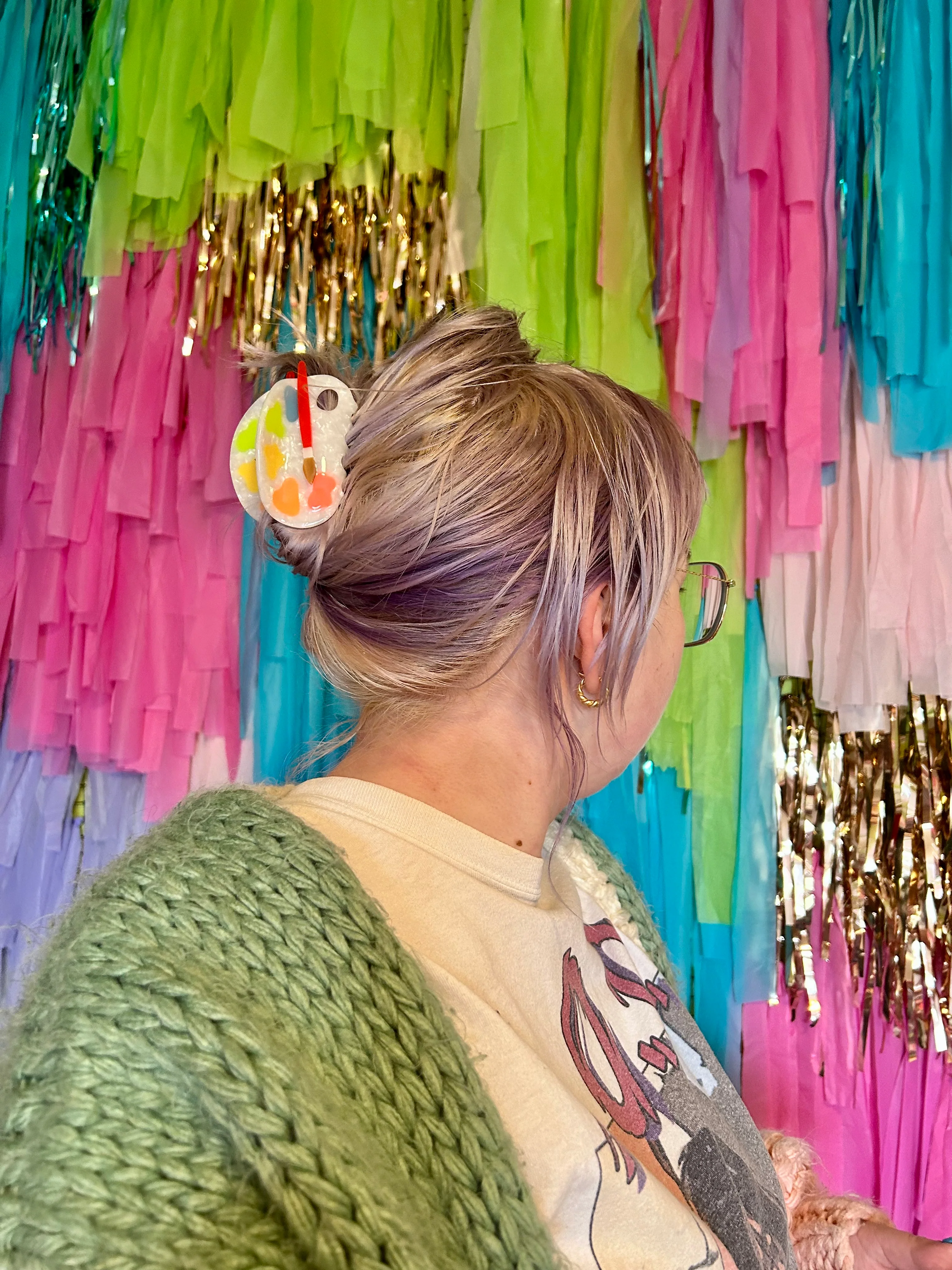 Paint Palette Hair Claw - Image 6