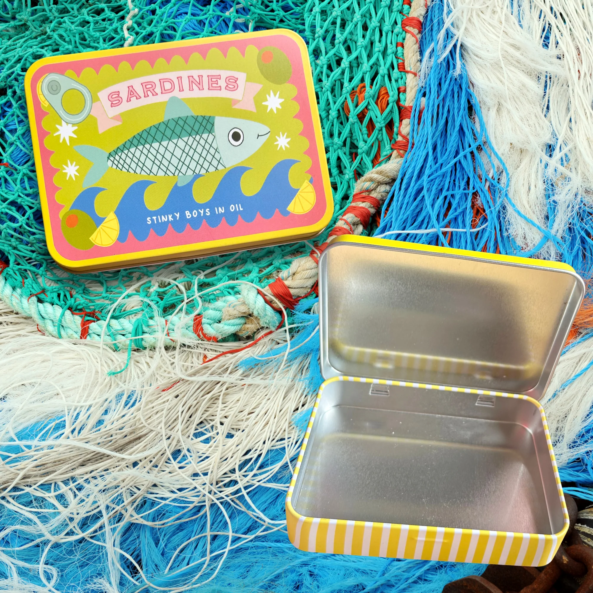 Sardine Storage Tin - Image 4