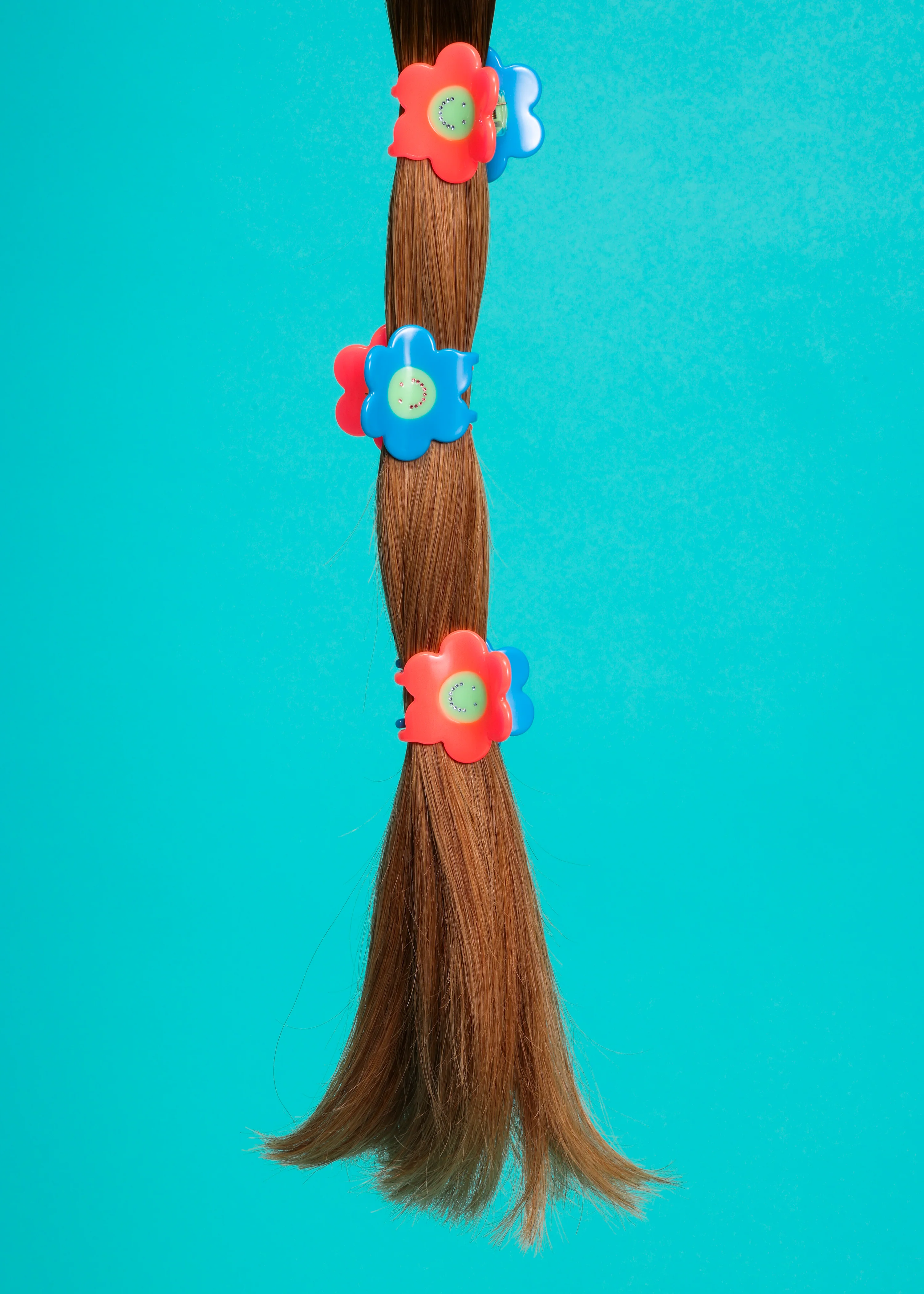 Smiley Flower Mini Hair Claw - Image 2