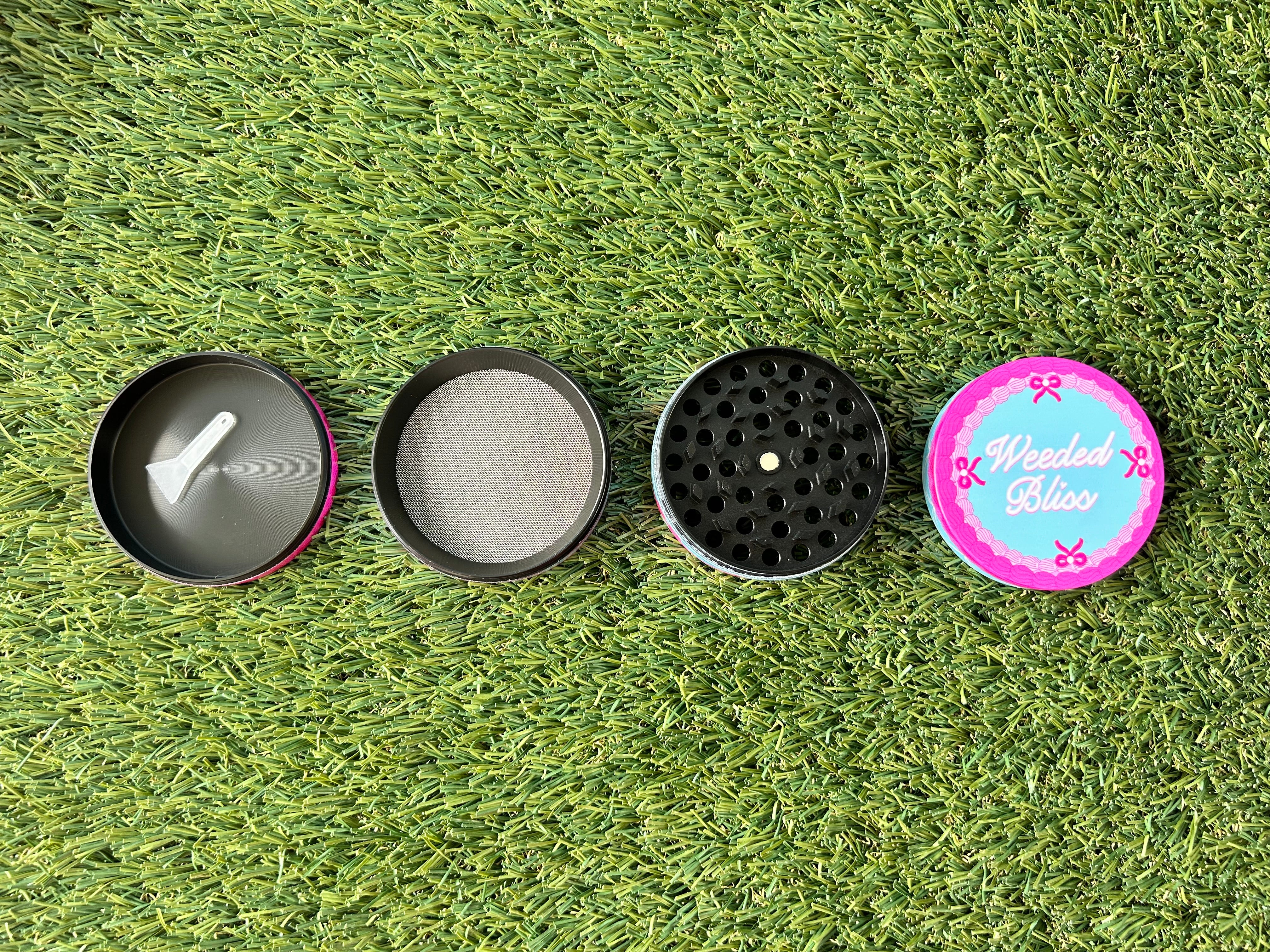 Weeded Bliss Cake Grinder - Image 3